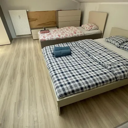 Dahlia - Old Town, Self Check-in Apartment Poznan